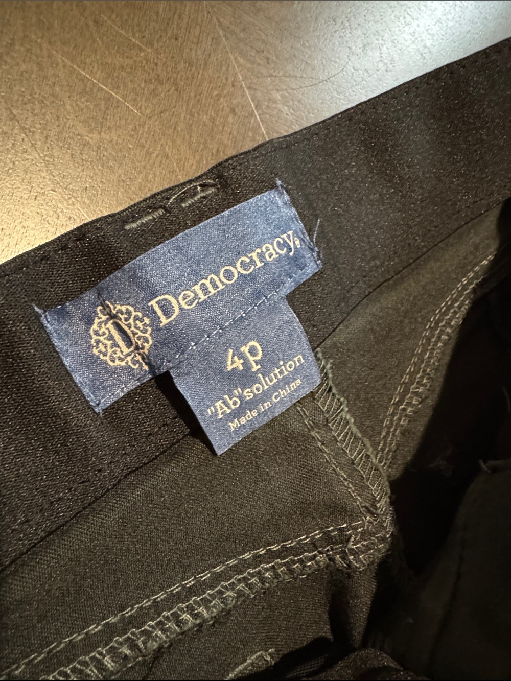 Democracy “Ab”solution Straight Leg Jeans - Picture 2 of 6